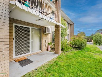 10/9 Clydesdale Street, Como WA 6152