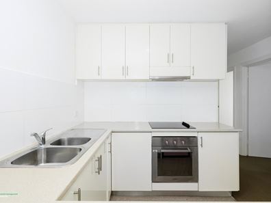 10/9 Clydesdale Street, Como WA 6152
