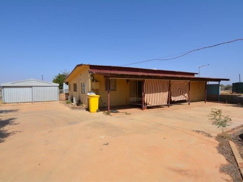 1122 North West Coastal Highway, Carnarvon WA 6701