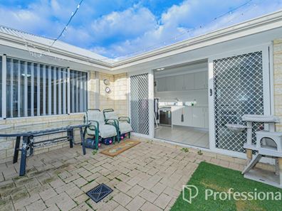 10 Holdsworth Avenue, Aveley WA 6069