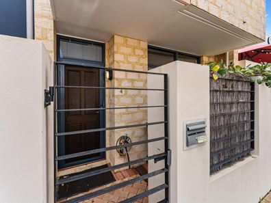 4/4-6 Kadina Street, North Perth WA 6006