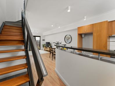 4/4-6 Kadina Street, North Perth WA 6006
