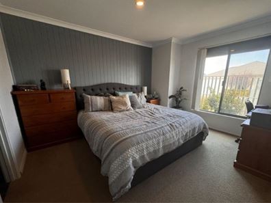 32 Aureate Way, Eglinton WA 6034