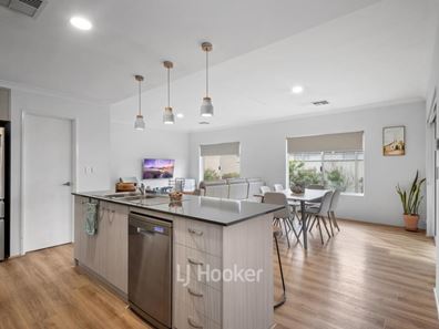 29 Pluto Drive, Australind WA 6233