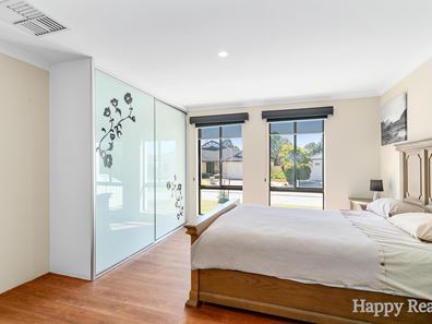 25 Jasper Corner, Canning Vale WA 6155