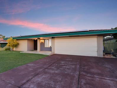 42 Jurien Way, Thornlie WA 6108
