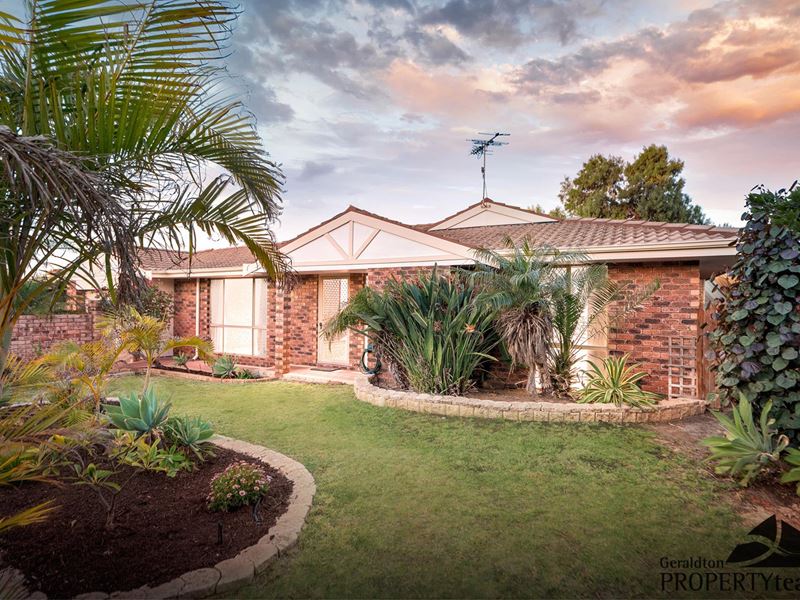 29 Eastcott Way, Tarcoola Beach
