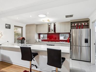 110 Daly Street, Belmont WA 6104