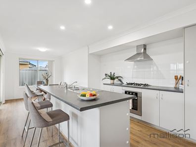 130 Kardan Boulevard, Byford WA 6122
