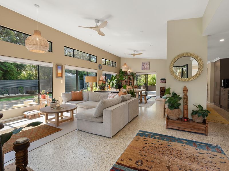 17 Bussell Highway, Augusta WA 6290