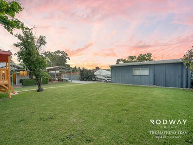 94 Clifton St, Kelmscott WA 6111