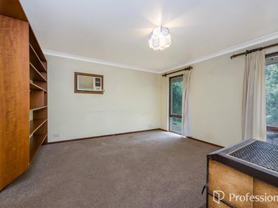 11 Wandoo Road, Forrestfield WA 6058