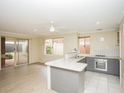 1/17 Bert Street, Gosnells WA 6110