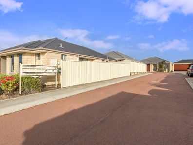 6/37 Oman Pass, Canning Vale WA 6155