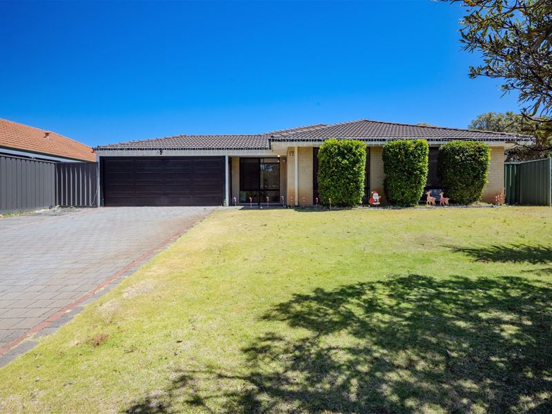 17 Thicket Circuit, Banksia Grove