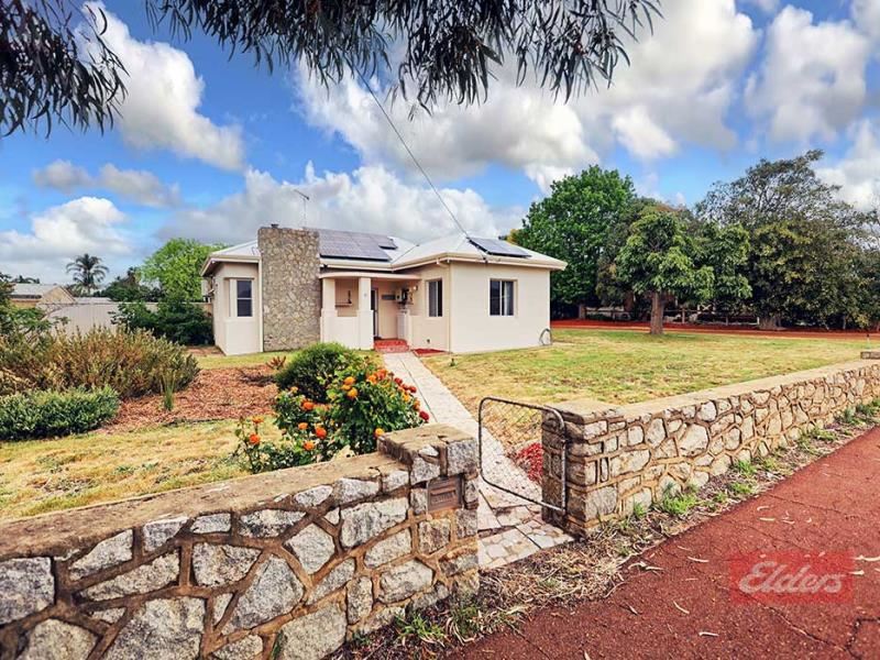 71 Clayton  Road, Narrogin