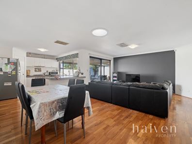 28 Brown Crescent, Seville Grove WA 6112
