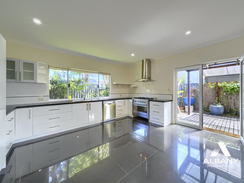 3B Greenshields Street, Mira Mar WA 6330