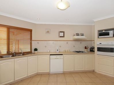 2 Blueboy Rise, Joondalup WA 6027