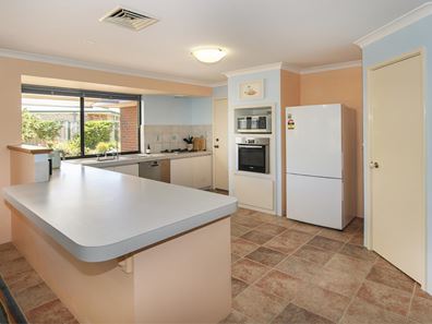 5 Harrier Cove, Geographe WA 6280