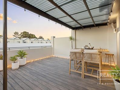 117 Lynn Street, Trigg WA 6029