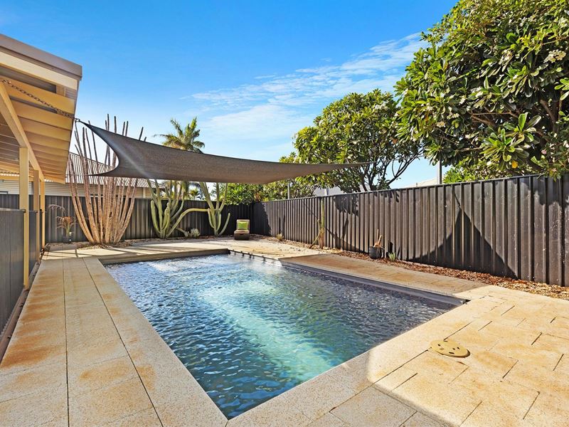 10 Schooner Street, Baynton WA 6714