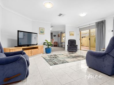 7B Luscombe Way, Coogee WA 6166