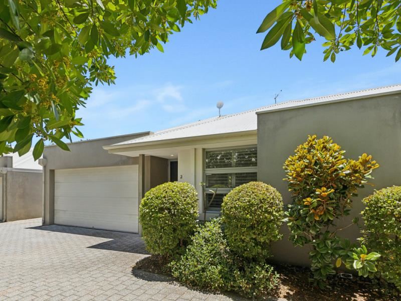 2/11 Hardey Road, Maylands WA 6051