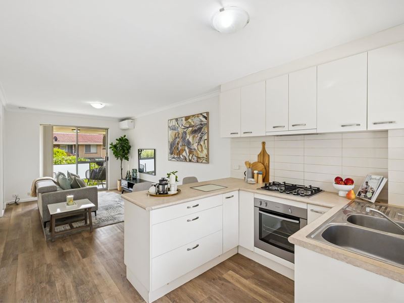 60/303 Harborne  Street, Glendalough