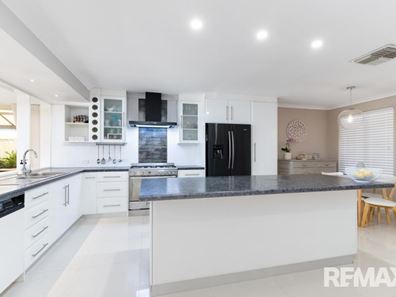 5 Quesnel Place, Joondalup WA 6027