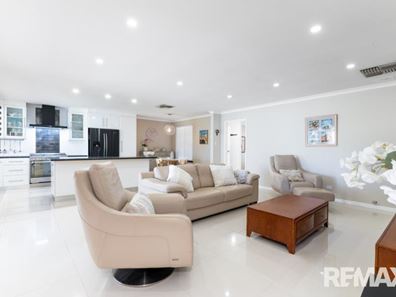5 Quesnel Place, Joondalup WA 6027