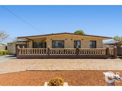 35 Disney Road, Parmelia WA 6167
