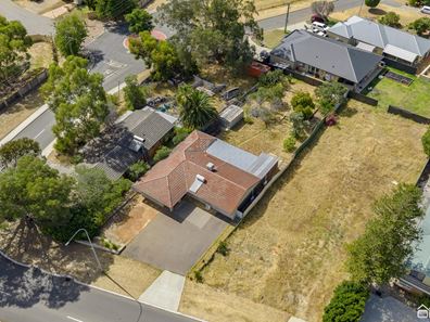9 Fancote Street, Kelmscott WA 6111