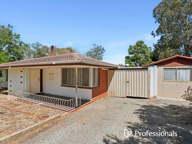 10 Glen Road, Lesmurdie WA 6076
