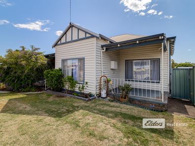 11 Lawley Street, Collie WA 6225