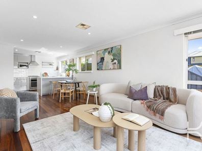 43 Williams Road, Melville WA 6156