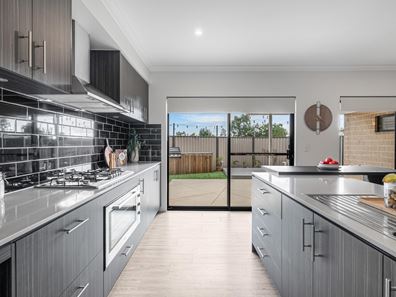 21 Calvera Gardens, Piara Waters WA 6112