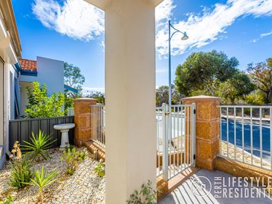 27 Glasshouse Drive, Banksia Grove WA 6031