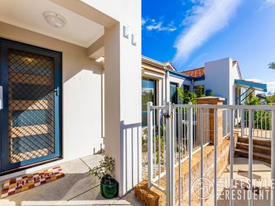 27 Glasshouse Drive, Banksia Grove WA 6031