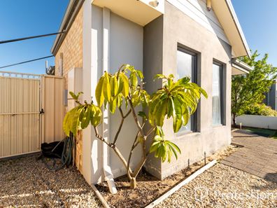 12 Malvern Road, Butler WA 6036