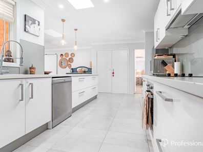 13 O'Collins Street, Geraldton WA 6530