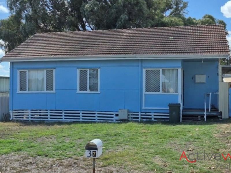 37 Felicia Street, Rangeway WA 6530