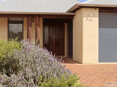 11 Bouvard Place, Preston Beach WA 6215