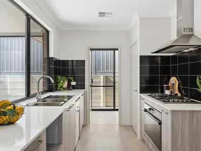 24 Corbett Street, Scarborough WA 6019