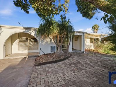 66 Amberton Avenue, Girrawheen WA 6064