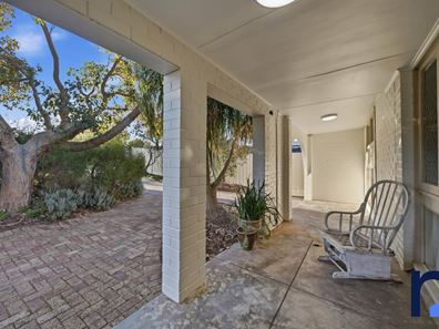 66 Amberton Avenue, Girrawheen WA 6064