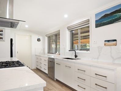 1 Irwin Crescent, Dampier WA 6713