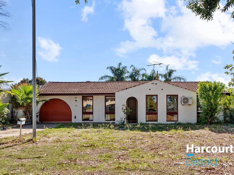 29 Longhurst Way, Queens Park WA 6107