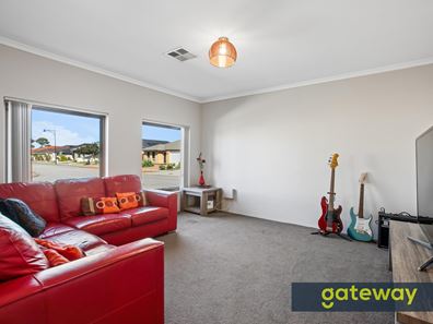 32 Ponderosa Road, Aubin Grove WA 6164