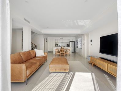 27 Greenwell Street, Scarborough WA 6019